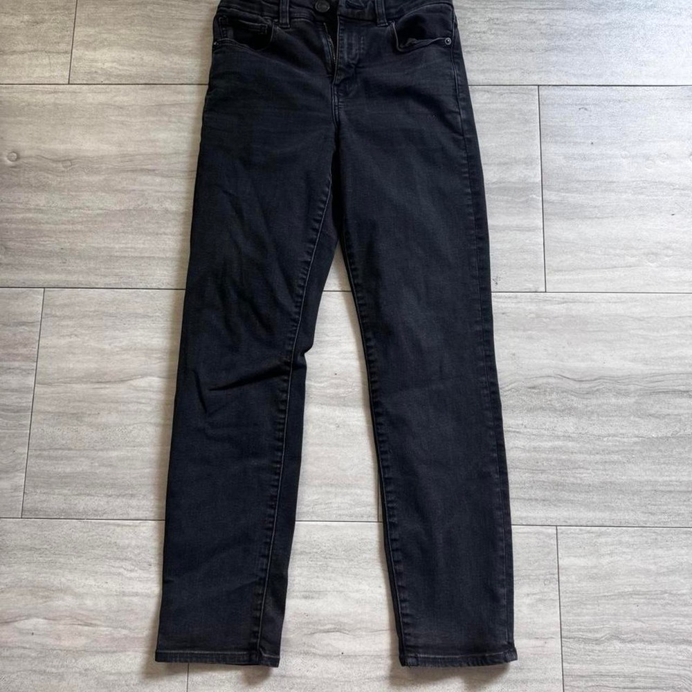 American Eagle Next Level Stretch Black Jeans Womens Size 2 Short Straight Leg